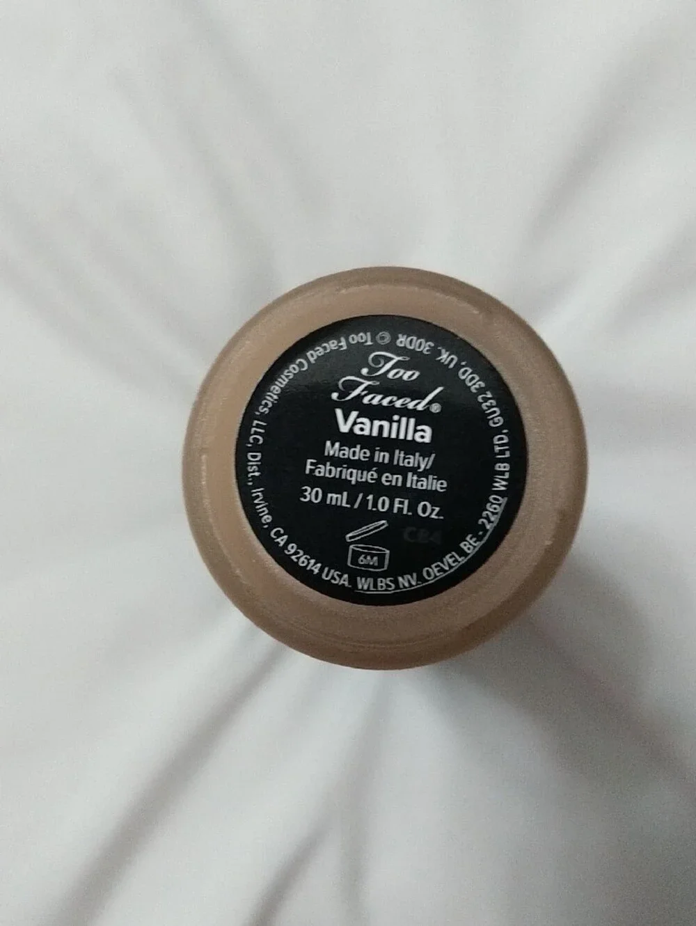 Too Faced Born This Way Foundation - Shade: Vanilla